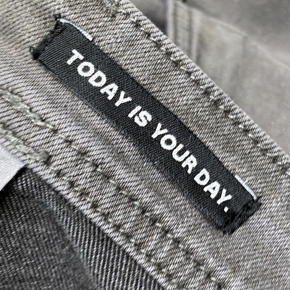 Kenneth Cole New York Today Is Your Day Athletic Fit Jeans Men 44x30 Gray Cotton - Picture 8 of 16